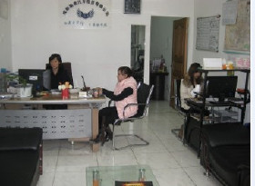 成都助君企业班车租赁及单位租车服务 价格透明，专业可靠